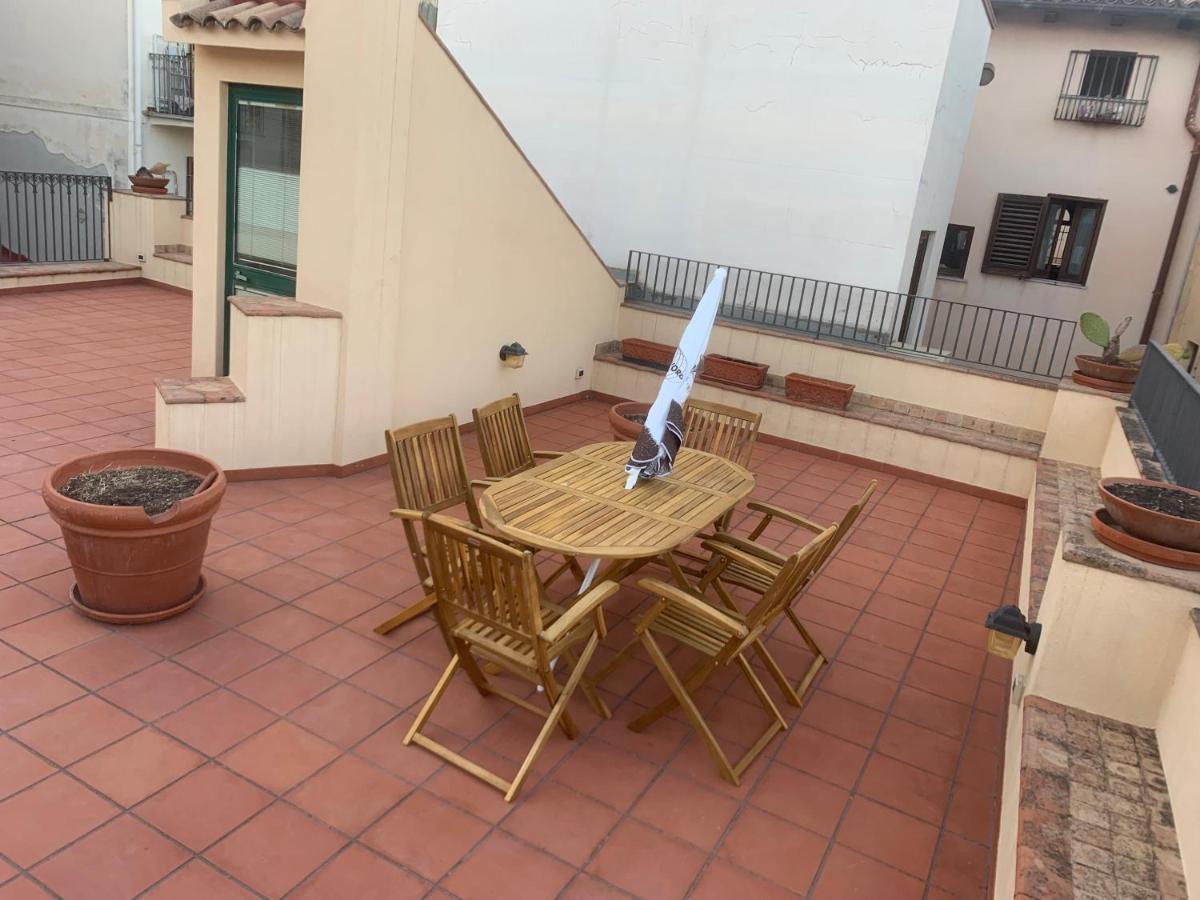 Villa Casa Urbano Taormina Esterno foto